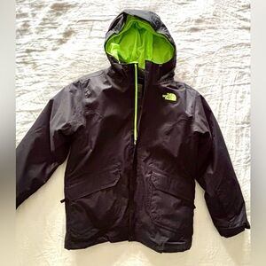 Boys North Face Ski Jacket L (14/16)
3 in 1